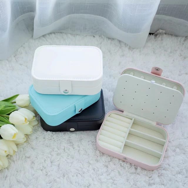 Stylish Portable Jewelry Organizer Box